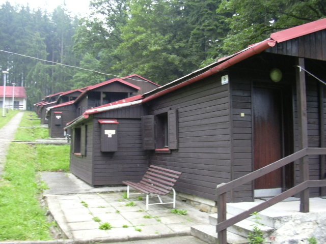 Puhkemaja asula Královec - bungalomid