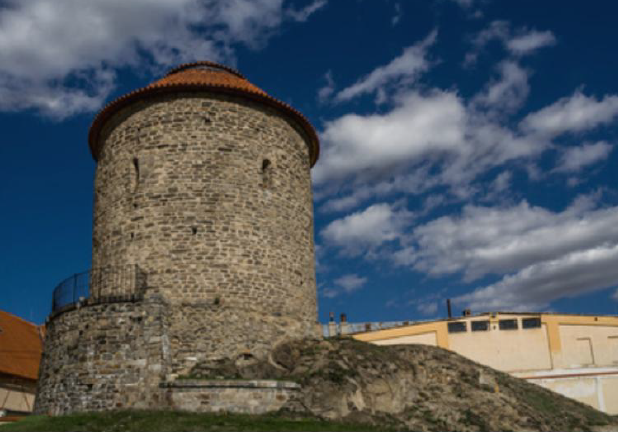 https://www.kempy-chaty.cz/sites/default/files/turistika/znojemsky_hrad.png