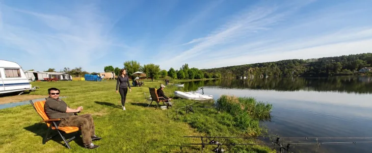 Kemp Keramika, Hracholusky a rybaření