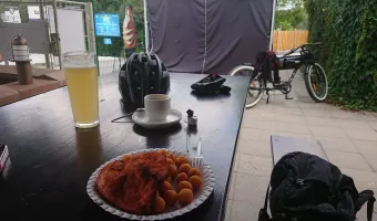 Jídlo v kempu Kosatka
