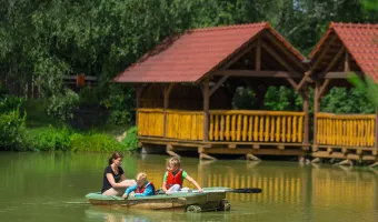 Rybníček Habr u penzionu - Penzion Dvorce Třeboň, jižní Čechy