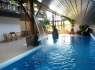 Luxusní krytý bazén s posezením