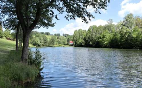 Trại Iveta - Hồ chứa Maletín