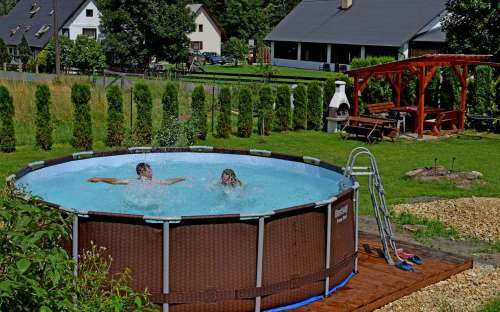 Bazén pri chalupe - Horská chalúpka Domašov, ubytovanie Bělá pod Pradědom, chaty Jeseníky, Olomoucký kraj