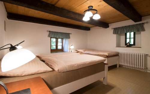 Кімната № 2 - Chaloukpa U Černého čápa - проживання Dolní Žďár, відпочинок у Тршебоні, пансіонати та котеджі в Південній Чехії