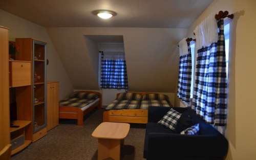 Dzīvoklis Nr. 1 - 3 gultas + 2 papildu gultas - Chata Na Vyhlídce - apsargāta, kalnu naktsmītne netālu no Krkonoše slēpošanas zonas, Hradec Králové
