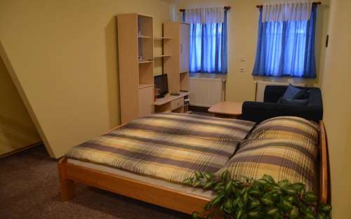 Dzīvoklis Nr. 2 - 3 gultas + 2 papildu gultas - Chata Na Vyhlídce - apsargāta, kalnu naktsmītne netālu no Krkonoše slēpošanas zonas, Hradec Králové