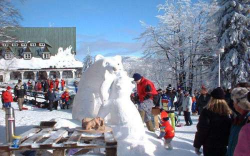Snežne skulpture