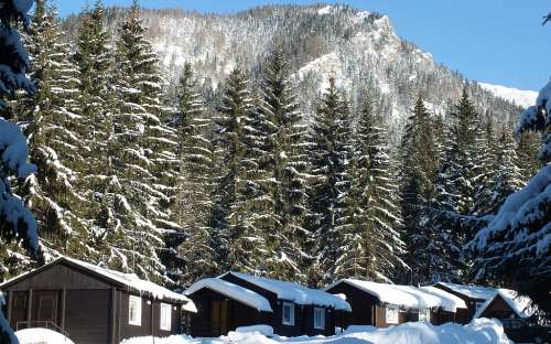 Chaty Jasná - zona de cazare bungalouri Demänovska Dolina, cabana Tatra de Jos, zonele regiunea Žilina