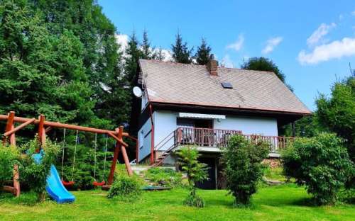 山荘ポシュトルカ - ヴァルテシツェの宿泊施設、ヴィプラハティツェ・パルドゥビツェ地方のレンタルコテージ、オルリッケ・ホリー