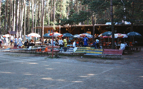 Camp Chatrek - pub