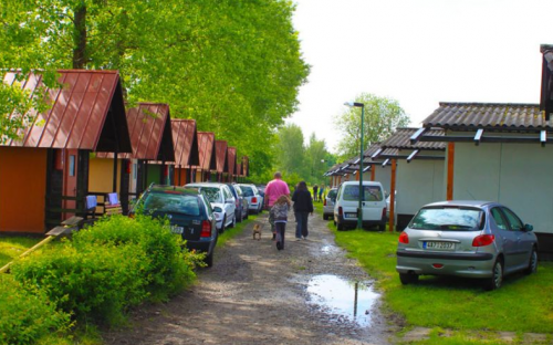 Camping Křivonoska - Ferienhäuser