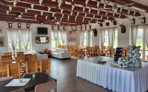 Camping og sommerhusbebyggelse Vincov les - restaurant