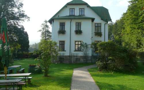Pension Hubert, accommodatie appartementen Raspenava, IJzergebergte, regio Liberec