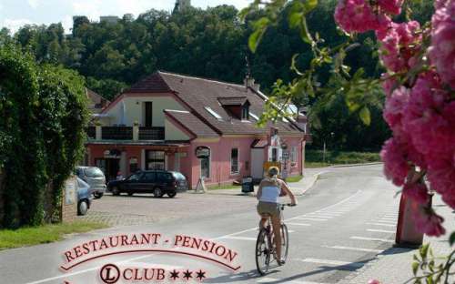 Restaurant Pension L-Club - jižní Čechy