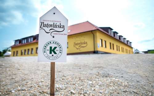 ペンションとレストラン Zlatovláska、宿泊施設 Červená Lhota Třeboň、南ボヘミア地方