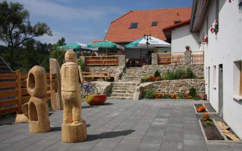 Luxuriöses Gästehaus mit Pub "U Cerneho potoka", Südmähren