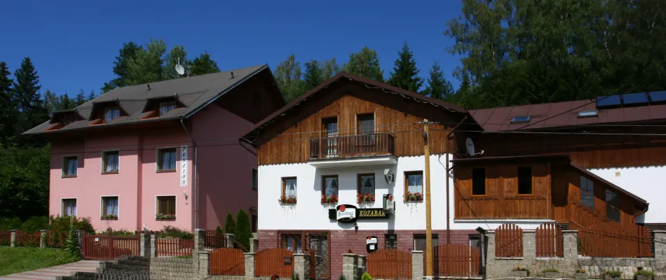 Restaurace a penzion a Kozabar - Horní Luby, Krušné hory, Karlovarsko